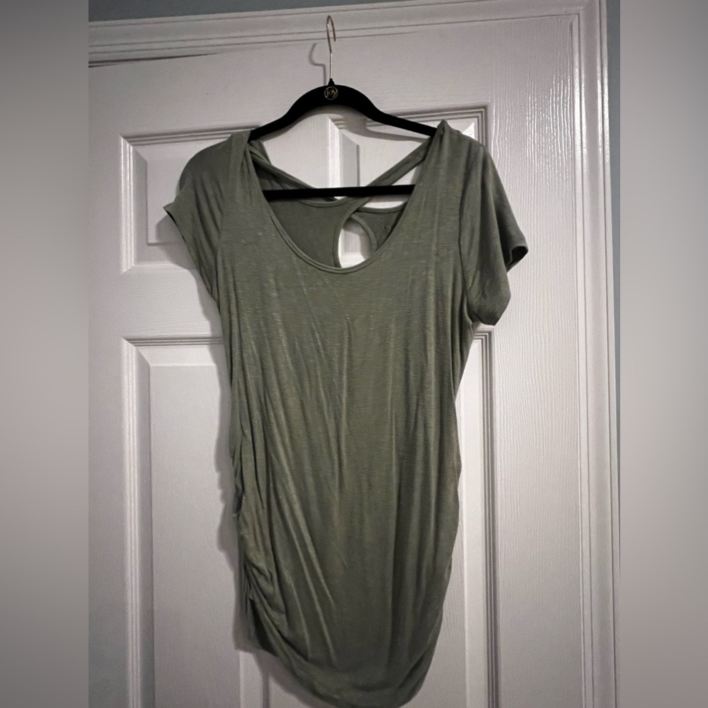 Women’s Jessica Simpson maternity top